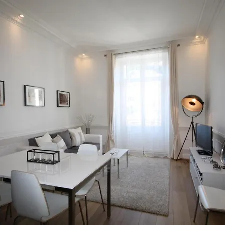 شقة Magnifique T2 Avec Wifi En Centre, 1 Chambre, 3 Etoiles - Fr-1-608-85